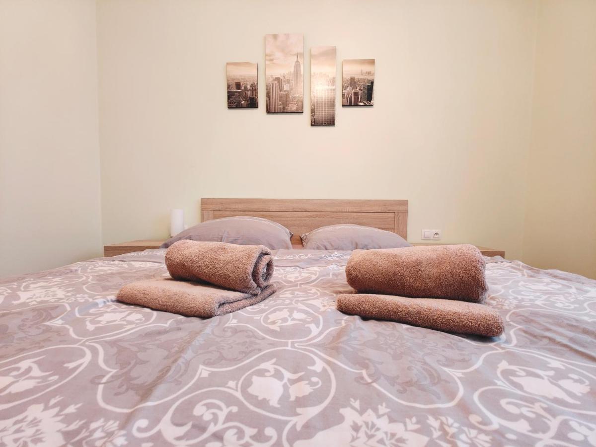 Apartman V Centru Karlowe Wary Zewnętrze zdjęcie